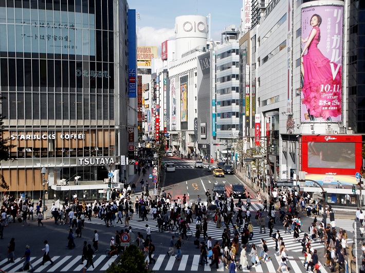 景気は緩やかに回復