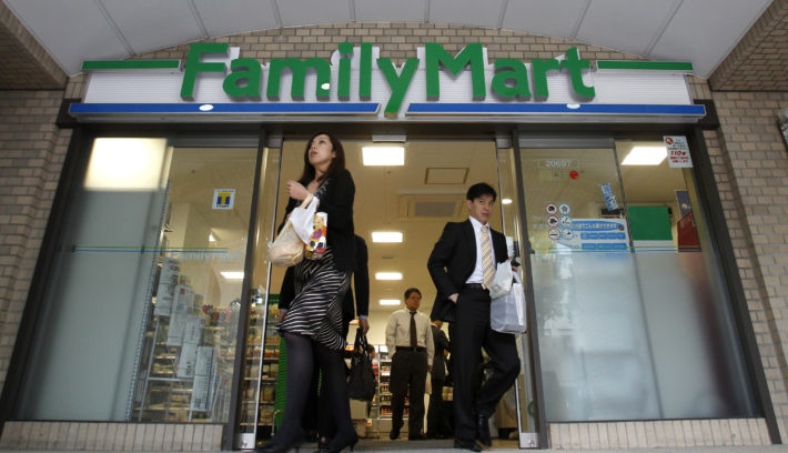 コンビニ売上高、10月の既存店は1.8％増、キャッシュレス還元の効果などで