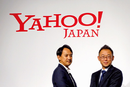 写真左はZホールディングスの川邊健太郎社長、写真右はZOZOの澤田宏太郎社長