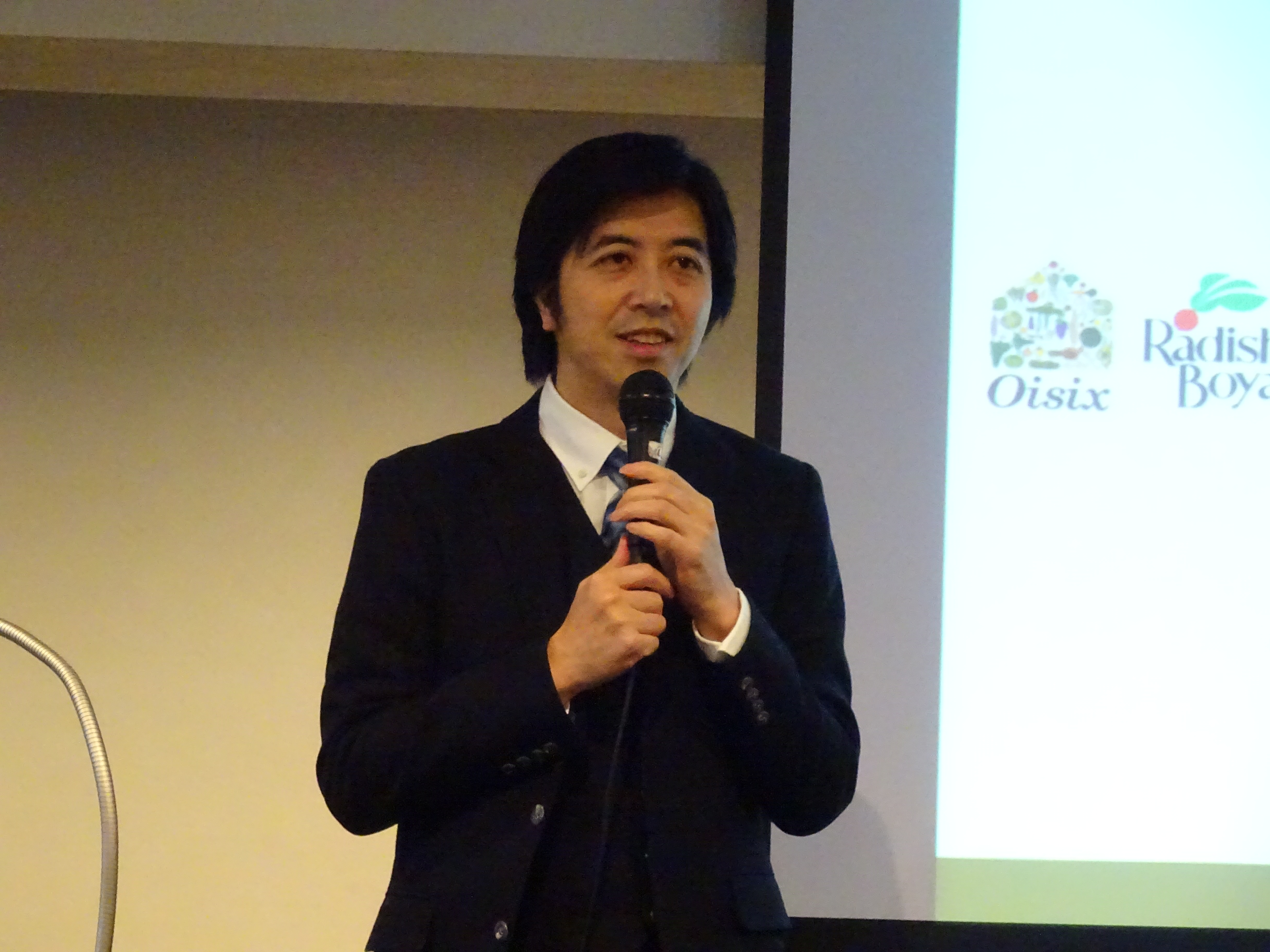 オイシックス・ラ・大地の高島宏平社長