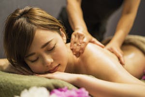 Photo by Yagi-Studio