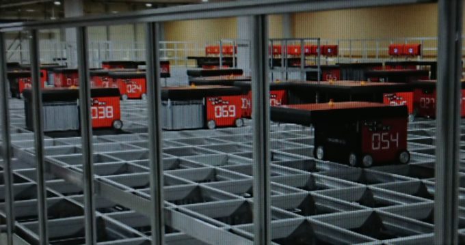 コープさっぽろの物流子会社、北海道ロジサービスが2018年に導入した自動倉庫