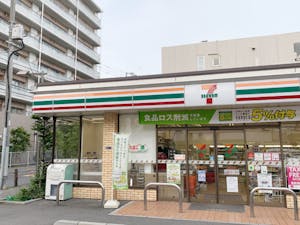 セブンイレブン