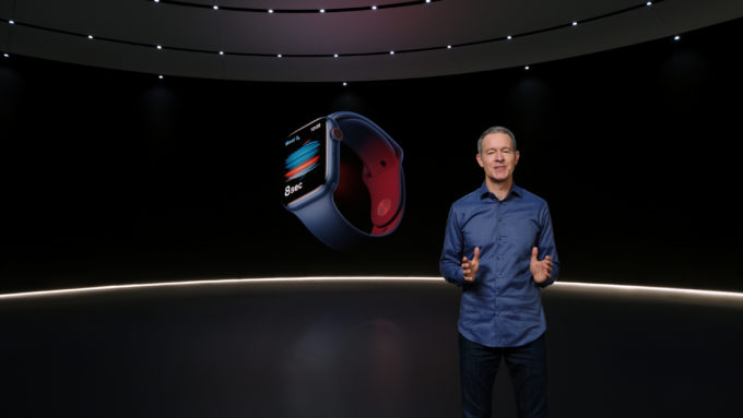 アップルウオッチのプレゼン（アップルの公式ビデオより）
