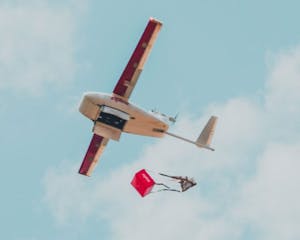 ウォルマートの固定翼のドローン