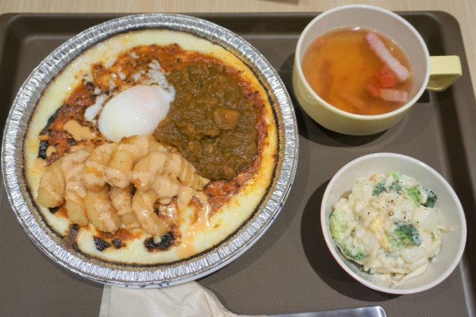 イートイン限定の「ザ・定食」（オープン記念価格で税込1000円）