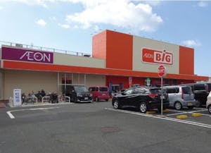 ザ・ビッグ綾羅木店の外観