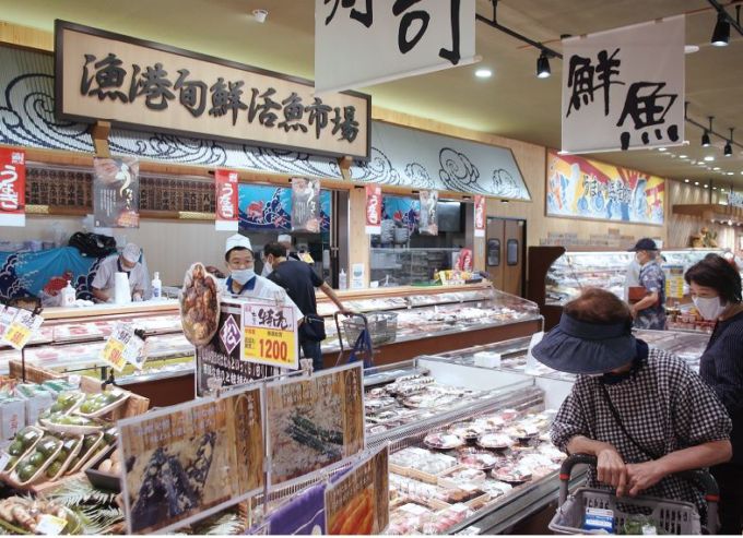 コスモコーポレーションの生鮮売場