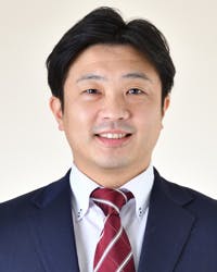 満行光史郎氏