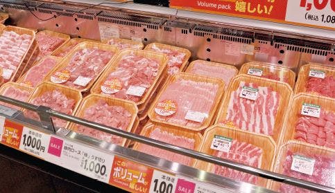 ライフ阪神鳴尾店の精肉売場