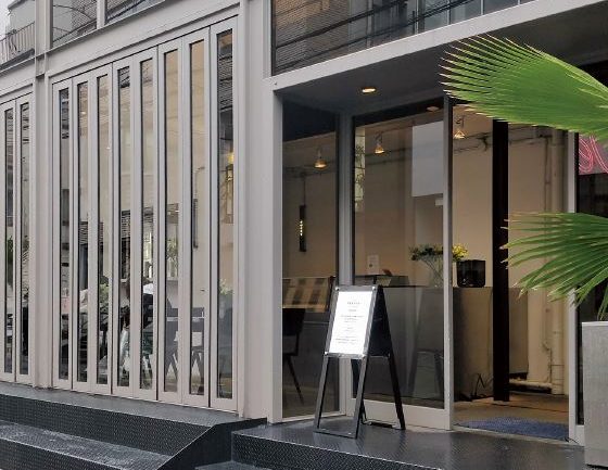 パリヤデリカテッセン アオヤマの外観