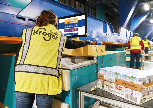 オカドの技術を導入したクローガーのCFCの様子