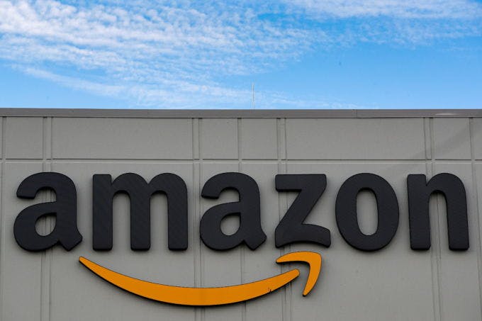 アマゾンのロゴ
