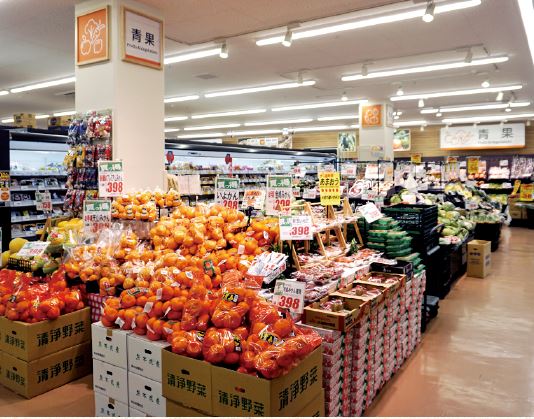 MrMAX食品館月隈店の食品売場