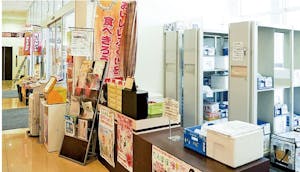 福井県民生協の店舗に設置されている「宅配ステーション」