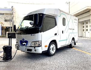 アスクルが導入する日野の電気自動車（EV）トラック
