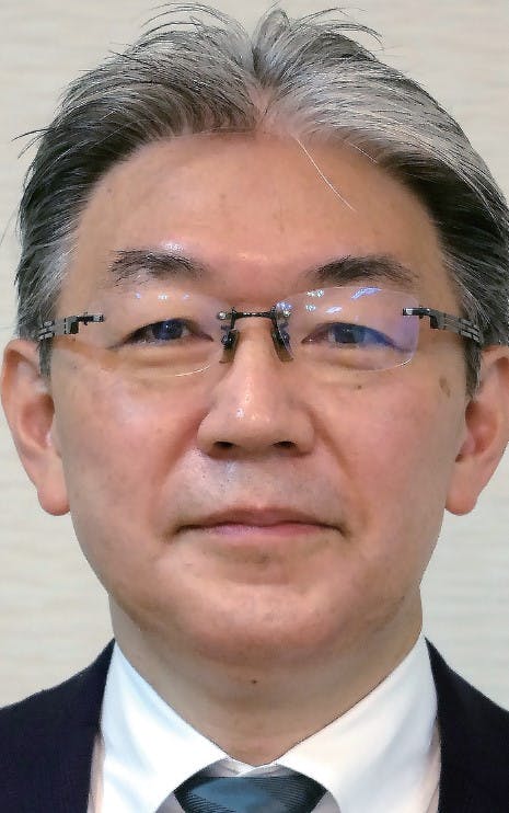 ライフコーポレーション社長　岩崎高治氏