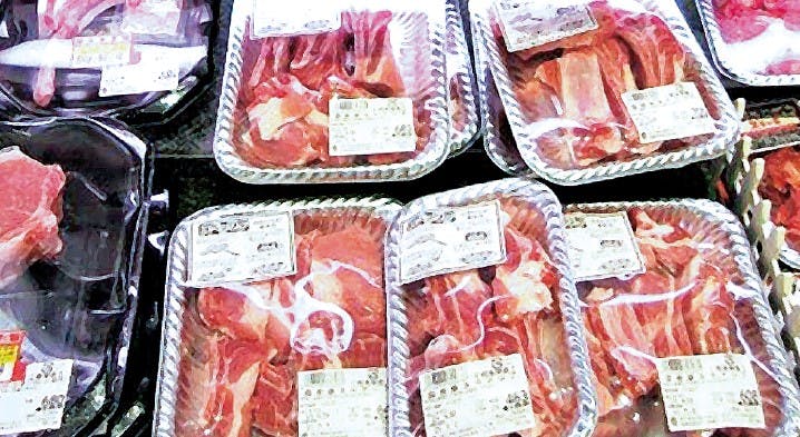 豚やラムの骨付き肉を集約したバーベキューコーナー
