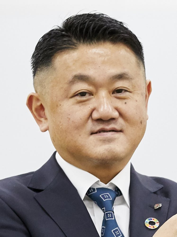 西村 出 氏