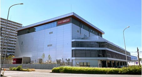 神奈川県大和市で稼働をさせた成城石井のセントラルキッチン「ヤマト第3セントラルキッチン」