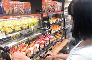 ローソンのFF用のセルフ什器