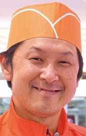 角上魚類流山店の内村正樹店長