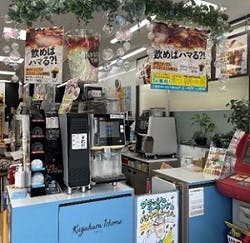 ローソンの「マチカフェ+」のコーナー