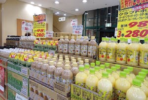 新日本スーパーマーケット同盟で共同仕入れして売場で大量展開しているバローの「サントリークラフトボス」シリーズ