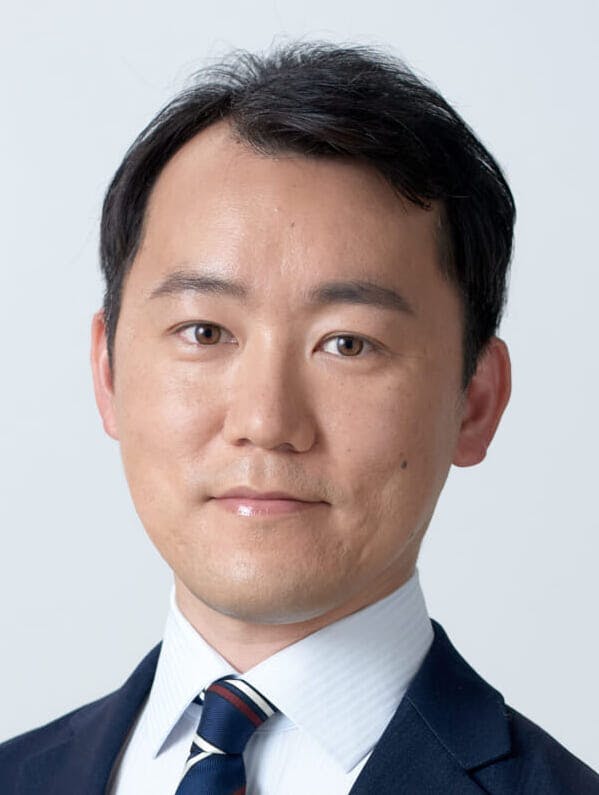 小川 哲 氏