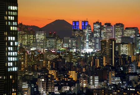 東京・新宿の高層ビル群