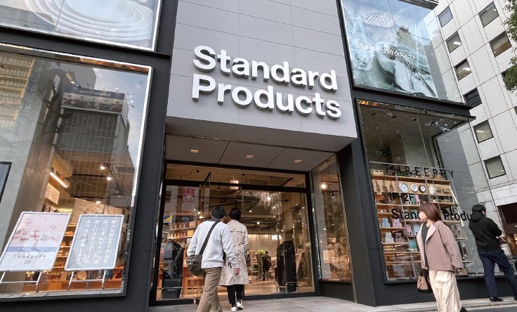 全面ガラス張り！Standard Products 広島八丁堀店の売場づくりと