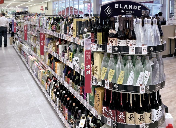 SMの「家飲み需要」に対応した酒類売場の例