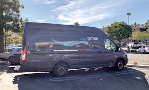 米アマゾンの配達車両