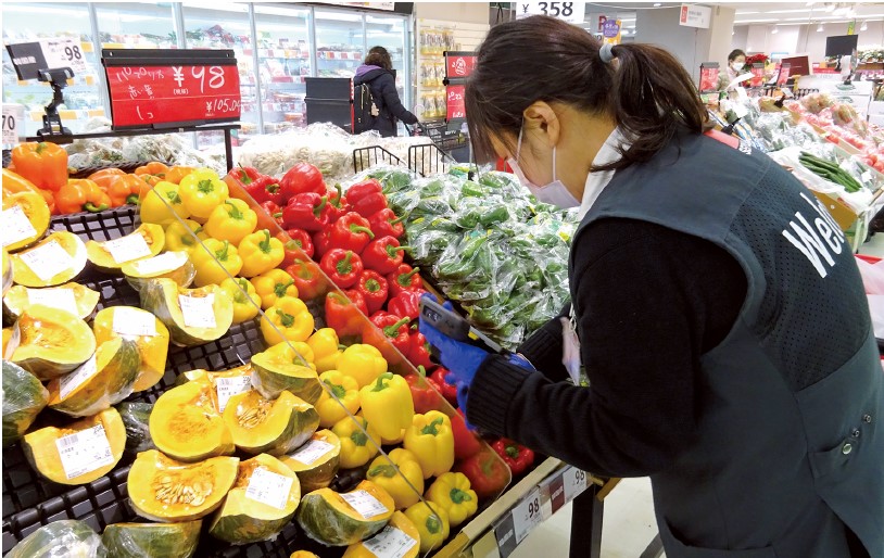 西友店舗でのピッキングの様子