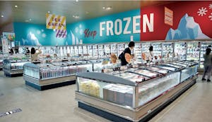 「ヤオコー和光丸山台店」の冷凍食品売場