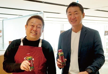 （右）コスタ ディビジョン ゼネラルマネジャー金澤 博史氏 （左）コスタ ディビジョン シニア コマーシャル ディレクター小松 周治氏