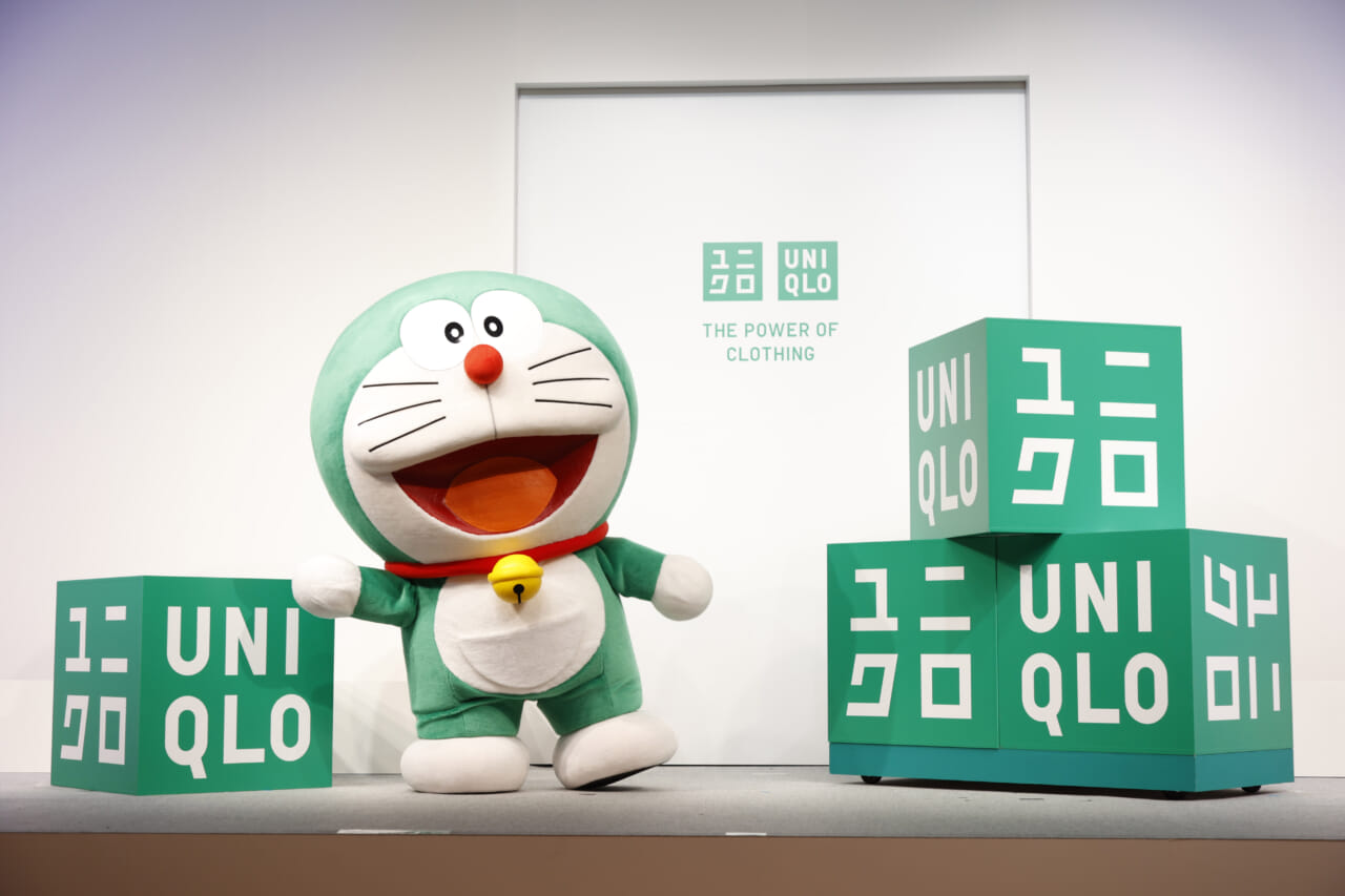 ユニクロ 緑のドラえもん UNIQLO 限定 ドラえもん × 村上隆