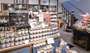 久世福商店の店内