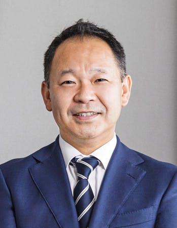 石原卓児　コメ兵ホールディングス社長