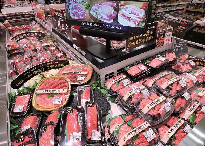 ヨークベニマル常陸太田店の精肉売場