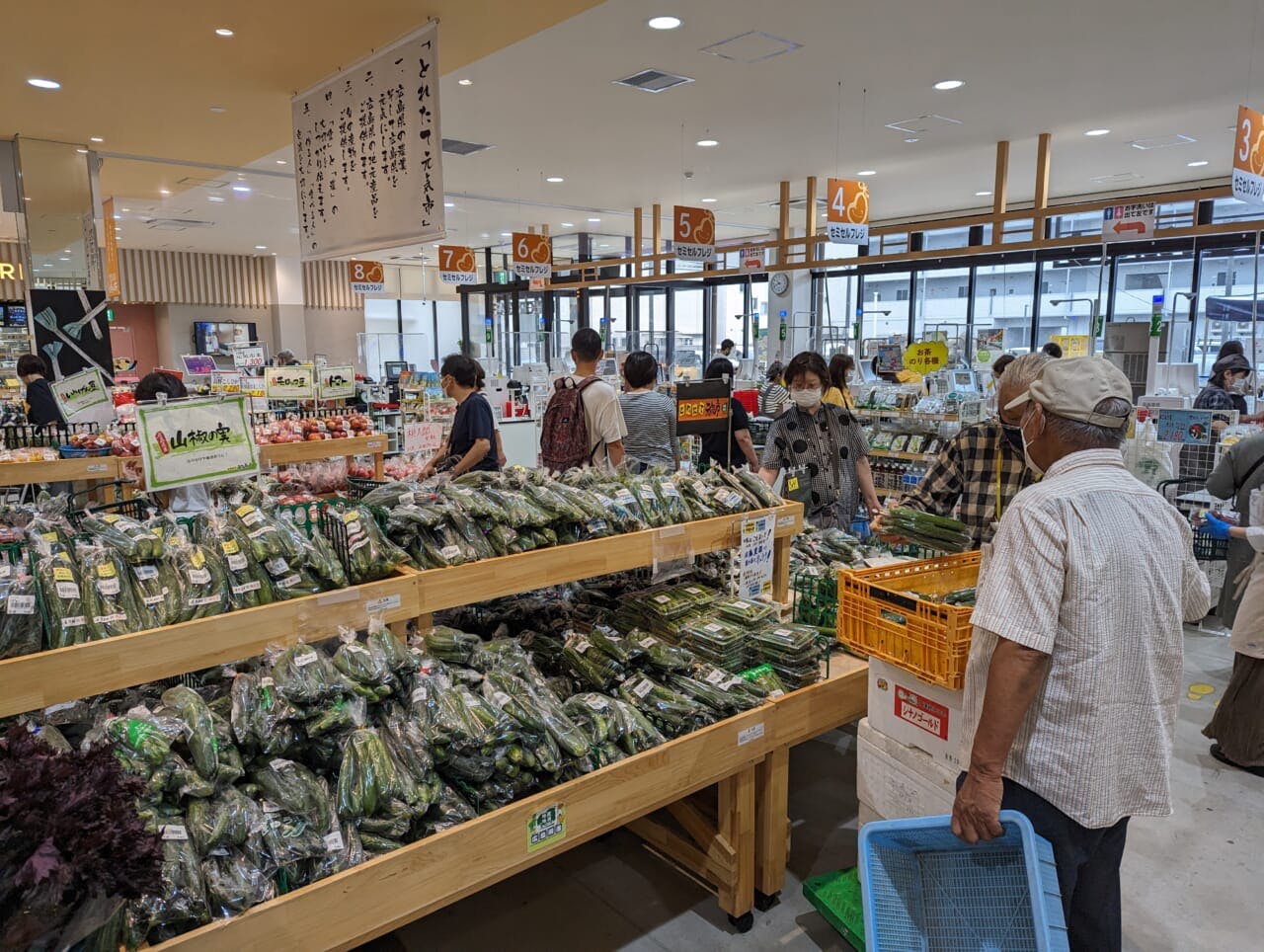 地道な努力と苦労の積み重ねが、現在の広島店の繁盛ぶりを生んだ