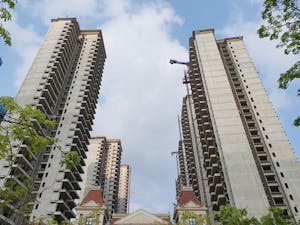 中国　建設中のマンション