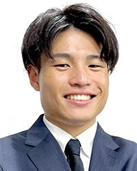 高橋良輔 氏