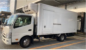 ローソンの バイオディーゼル燃料で走るチルド温度帯配送車