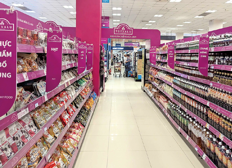 トップバリュを大きく展開してアピール