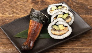 鰻を用いた値ごろな鰻寿司