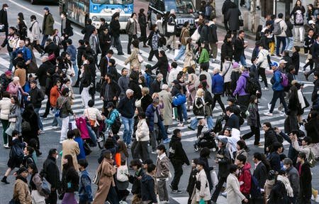 東京・渋谷のスクランブル交差点