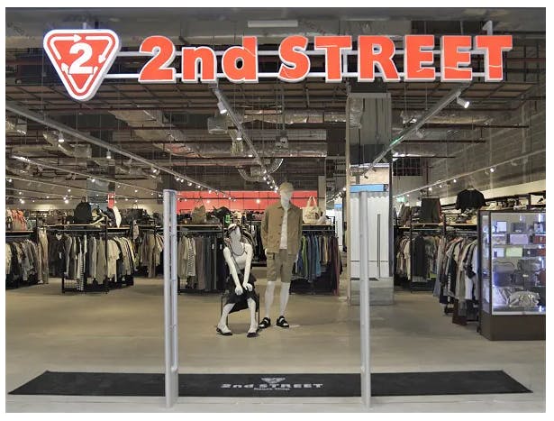 タイ1号店『2nd STREET BIG-C RAMA4』店舗画像