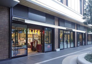 ライフ 勝どきミッド店
