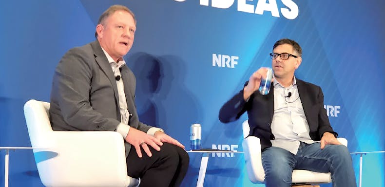 NRF2024に登壇したAWSジョン・ジェンキンス氏（右）とエイブリィ・デニソンのビル・トニー氏（左）